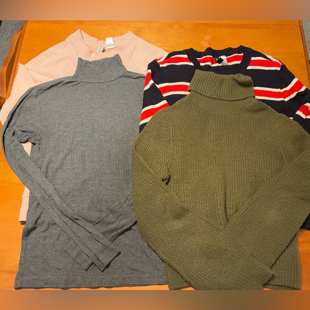 4 tops for $25 ✨ long sleeves & turtlenecks